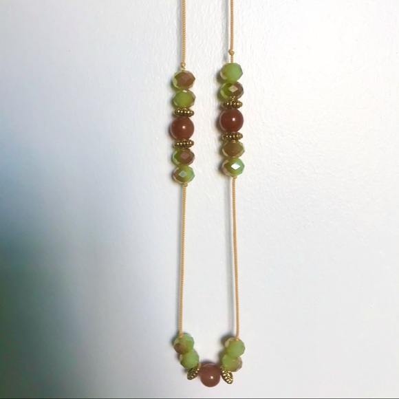 Beautiful Beaded necklace with Ribbon Closure 🎀 - Picture 5 of 6